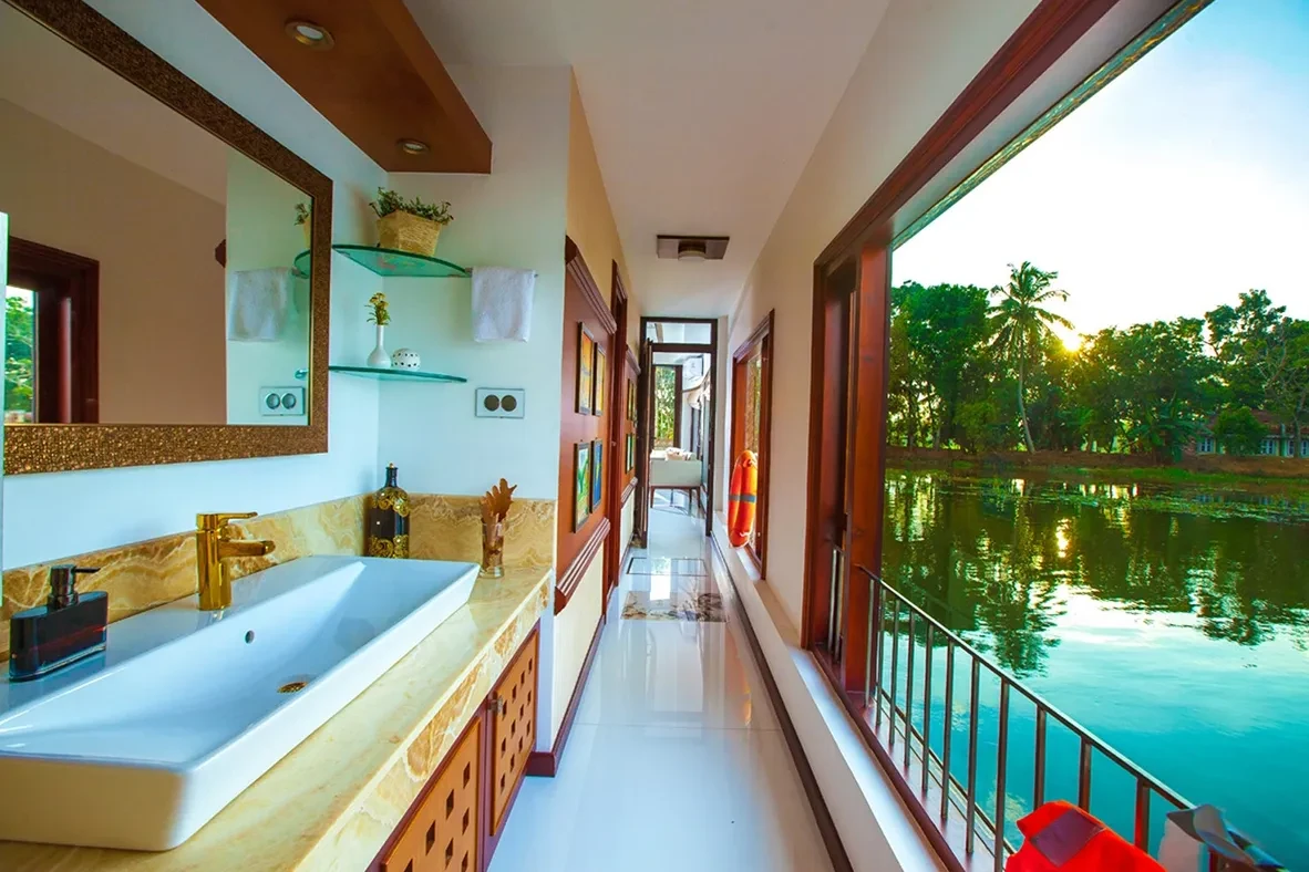 Kettuvallam A Traditional Kerala Houseboats